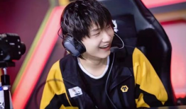 kpl吃瓜爆料xyg教练回归,KPL赛场再掀风云